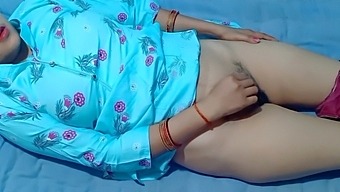Indian Village Beauty'S Homemade Sex Tape With Amateur Couple
