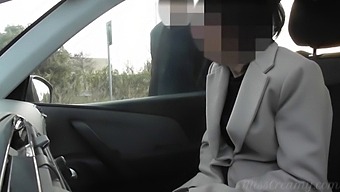 I Spy On My Wife In A Public Parking Lot And Masturbate While Observing A Voyeur After Work - Misscreamy