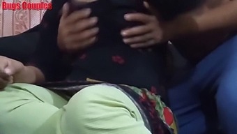 Colecția Obraznică De Poze A Unchiului Cu Femei Mature Și Cu Fund Mare