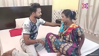 Indian Mature Beauty Niharika'S Passionate Kiss And Doggy Style Ride