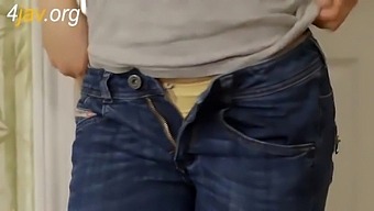 Khanhtaka'S Friendly Fucking With Asian Girl
