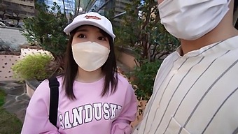 Aoi Kururugi'S One-Day Date With Her M Boyfriend Turns Into A Steamy Blowjob Session