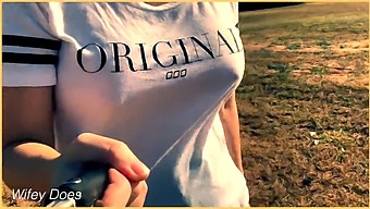 A Married Woman Strolls On The Golf Course Without A Bra